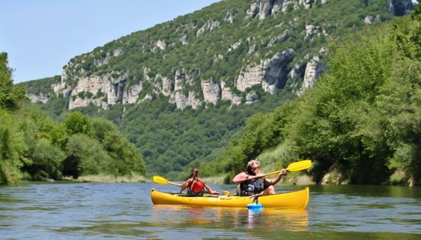 Bien préparer sa descente de l'ardèche en canoë ou kayak